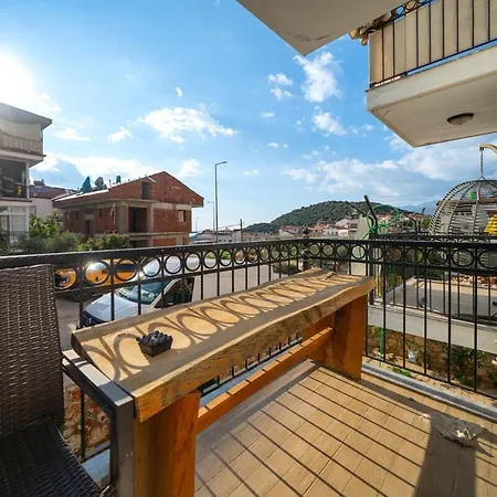 My House In * 卡斯